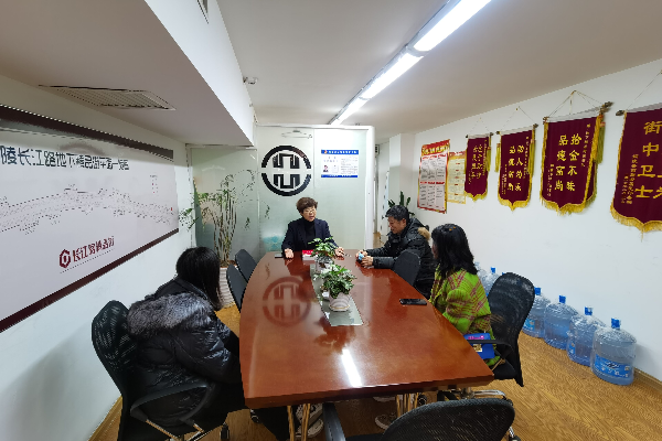 铜官区人民社区：实行“345工作法” 让党旗在楼宇高高飘扬.png
