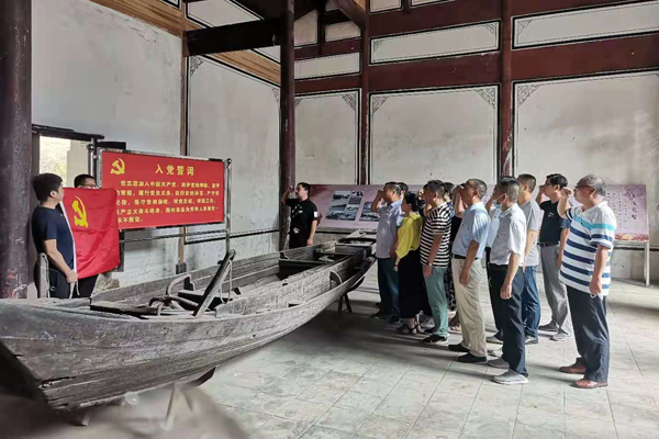 枞阳县委组织部紧扣“三度”贯彻落实习近平总书记 “七一”重要讲话精神.jpg