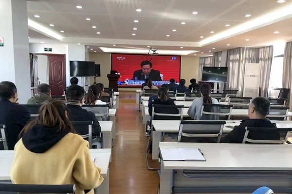 枞阳县立足“三个围绕三提高”充分发挥电教远教效能.jpg