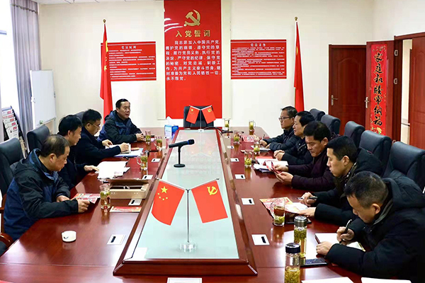 枞阳县念好“四字诀”推动“小个专”党建工作走深走实.jpg