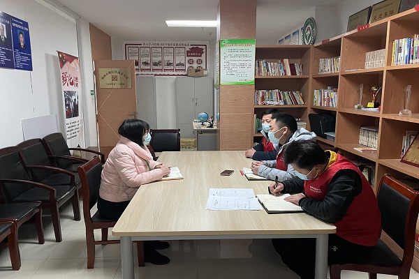 露采社区：党建联盟凝众力 春节慰问暖人心.jpg